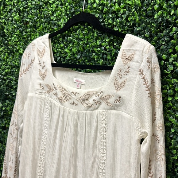 Xhilaration  White bohemian embroidered dress - Picture 6 of 9